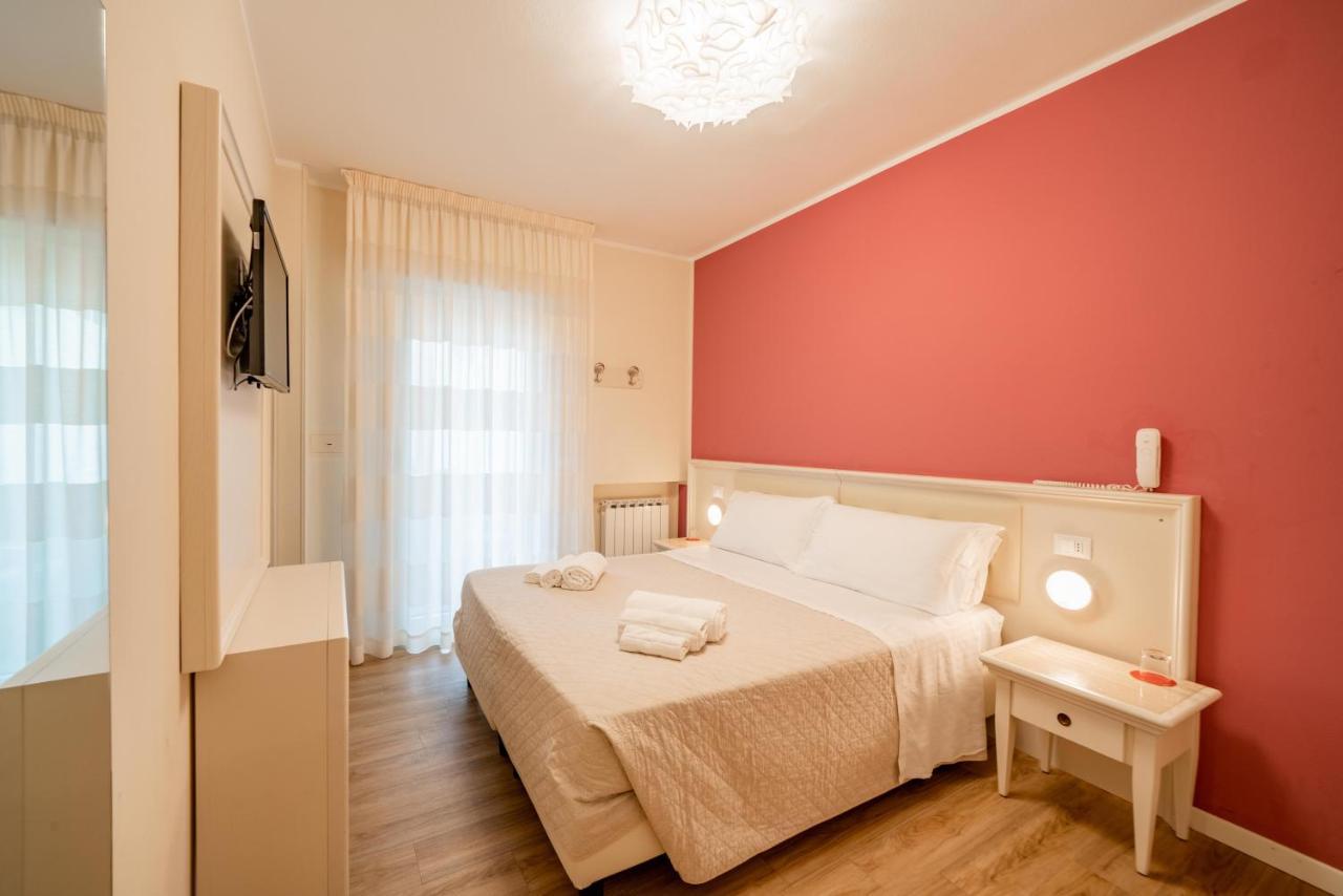 Hotel Orchidea Cervia Exterior photo
